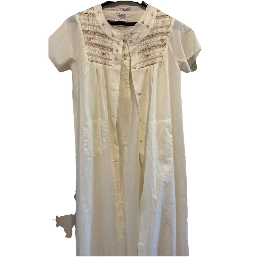 Vintage PLUM BLOSSOMS Nightgown Robe Set Sz S Smocked Floral Embroidered Cotton‎